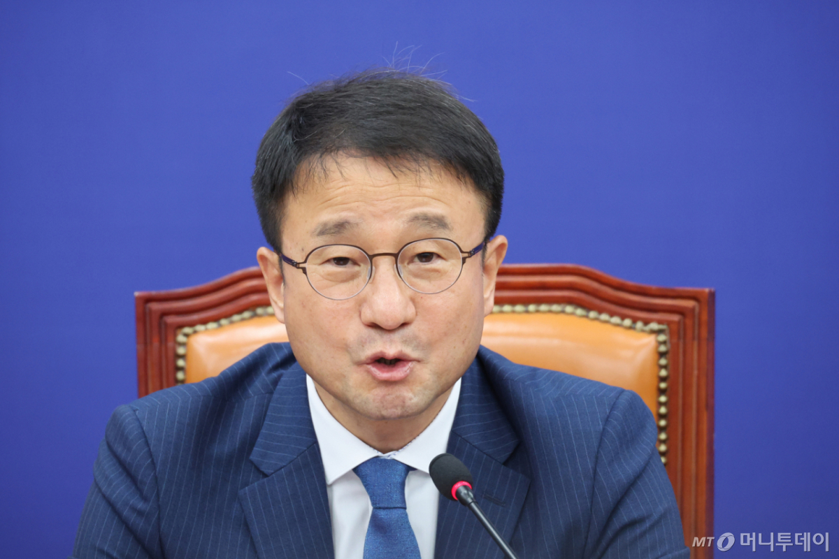 (서울=뉴스1) 신웅수 기자 = 한병도 더불어민주당 당대표 직무대행 겸 원내대표가 14일 서울 여의도 국회에서 열린 원내대책회의에서 발언하고 있다. 2026.7.14/뉴스1 Copyright © 뉴스1. All rights reserved. 무단 전재 및 재배포, AI학습 이용 금지. /사진=(서울=뉴스1) 신웅수 기자