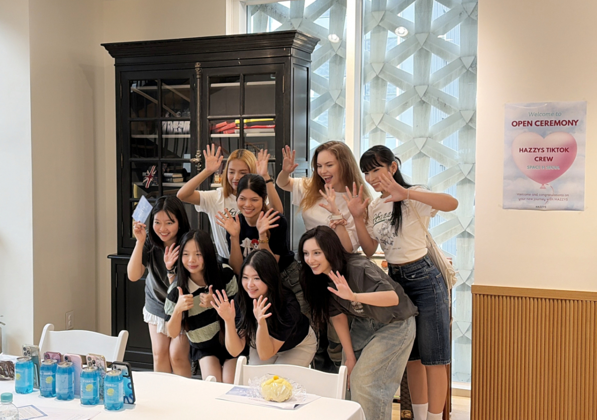 헤지스 틱톡크루2기 모습. /사진제공=LF
