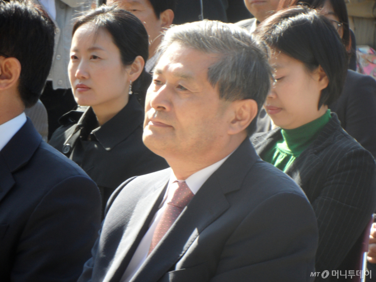 인간 배아줄기세포 연구 성과로 2004년 대한민국 최고과학기술인상을 수상한 황우석 박사 /사진=김명룡