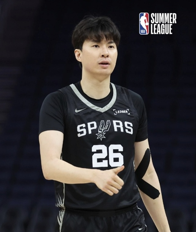 이현중. /사진=NBA 코리아 SNS