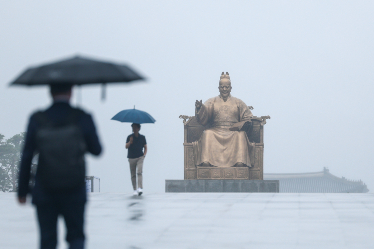18일 서울·인천·경기 등 수도권과 강원에 호우경보가, 대전과 세종, 충남 등에 호우주의보가 발효 중이다. /사진=뉴스1