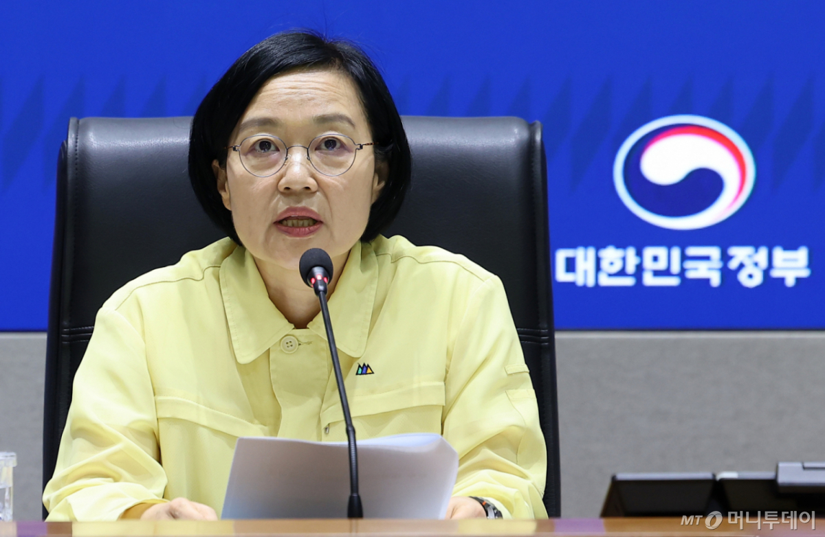 (서울=뉴스1) 김성진 기자 = 한성숙 국무총리가 18일 서울 종로구 정부서울청사 서울상황센터에서 열린 호우 대처상황 점검회의에서 모두발언을 하고 있다. 2026.7.18/뉴스1 Copyright © 뉴스1. All rights reserved. 무단 전재 및 재배포, AI학습 이용 금지. /사진=(서울=뉴스1) 김성진 기자
