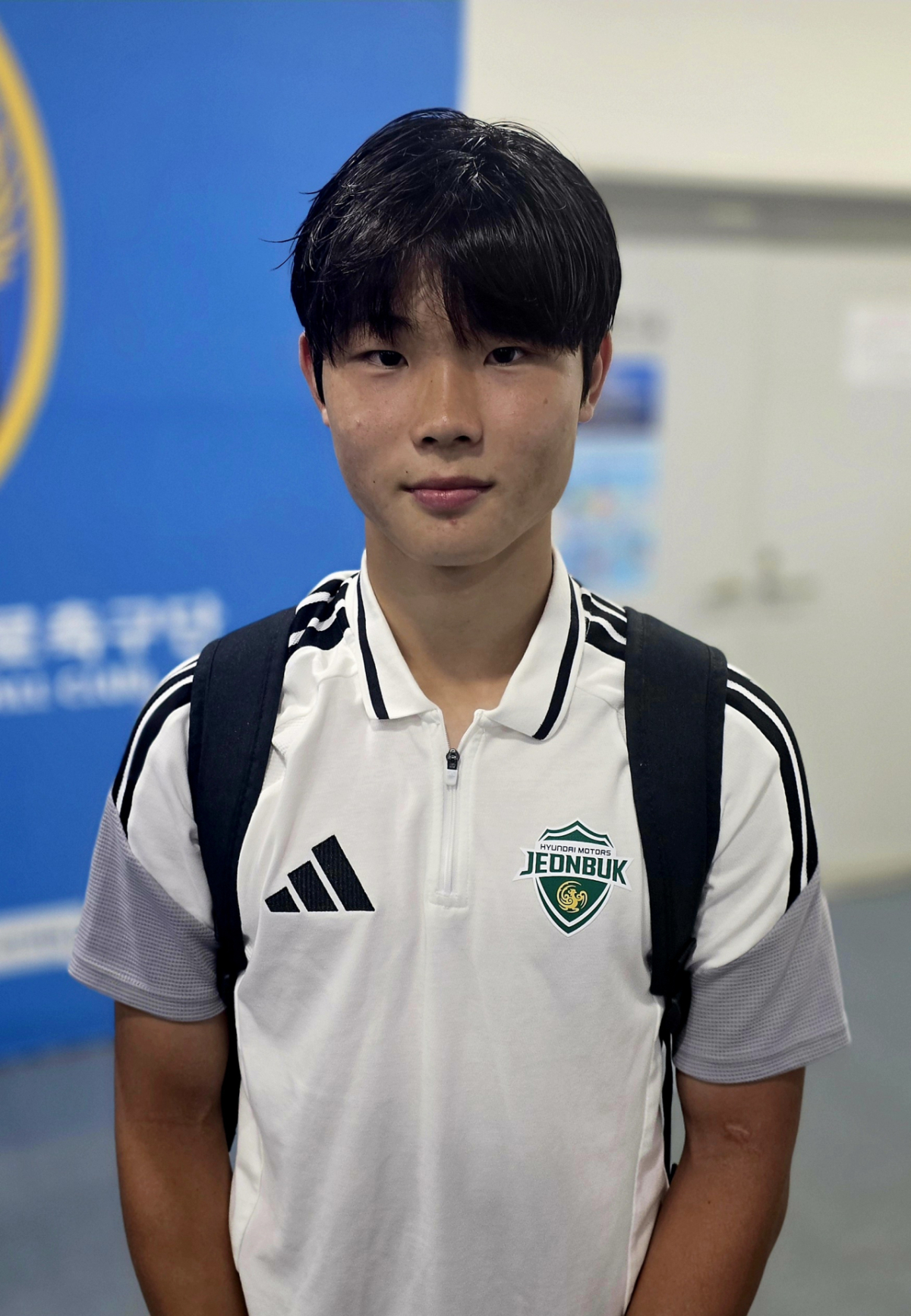 18일 인천축구전용경기장에서 열린 인천 유나이티드전을 마친 뒤 취재진과 만난 전북 현대 김예건. /사진=김명석 기자