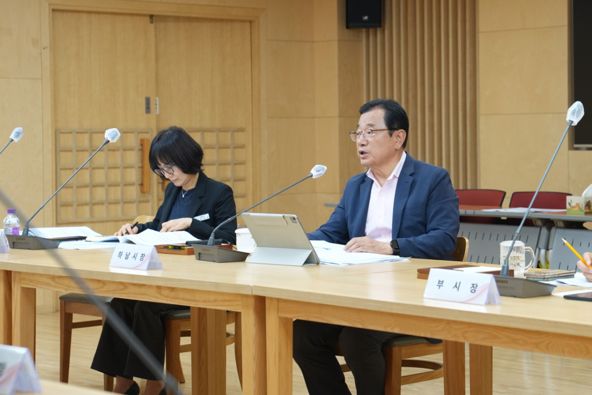 민선 9기 공약보고회에서 발언하고 있는 이현재 하남시장. /사진제공=하남시
