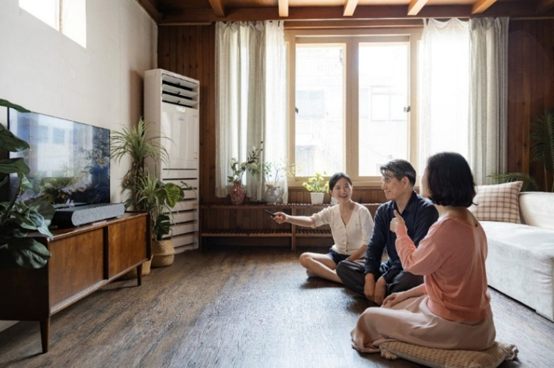 오디오 딥테크 기업 제이디솔루션의 청력 보조 스피커 '하룬제'는 전체 음량을 올려 소음까지 증폭하는 기존 스피커와 달리 난청인이 듣기 어려워하는 자음(ㅅ·ㅈ·ㅊ·ㅌ) 대역을 선별적으로 증폭하는 기술을 적용했다. /사진=제이디솔루션