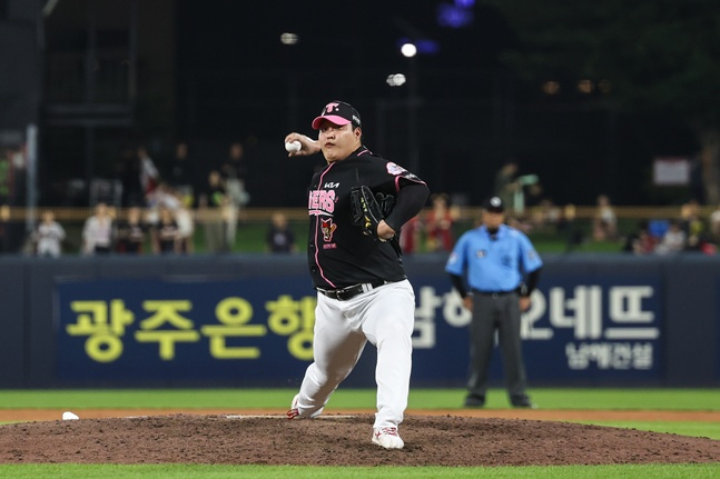 KIA 타이거즈 조상우가 21일 광주-기아 챔피언스필드에서 열린 한화 이글스와 2026 신한 SOL KBO리그 홈경기에서 9회초 등판해 역투하고 있다. /사진=KIA 타이거즈 제공