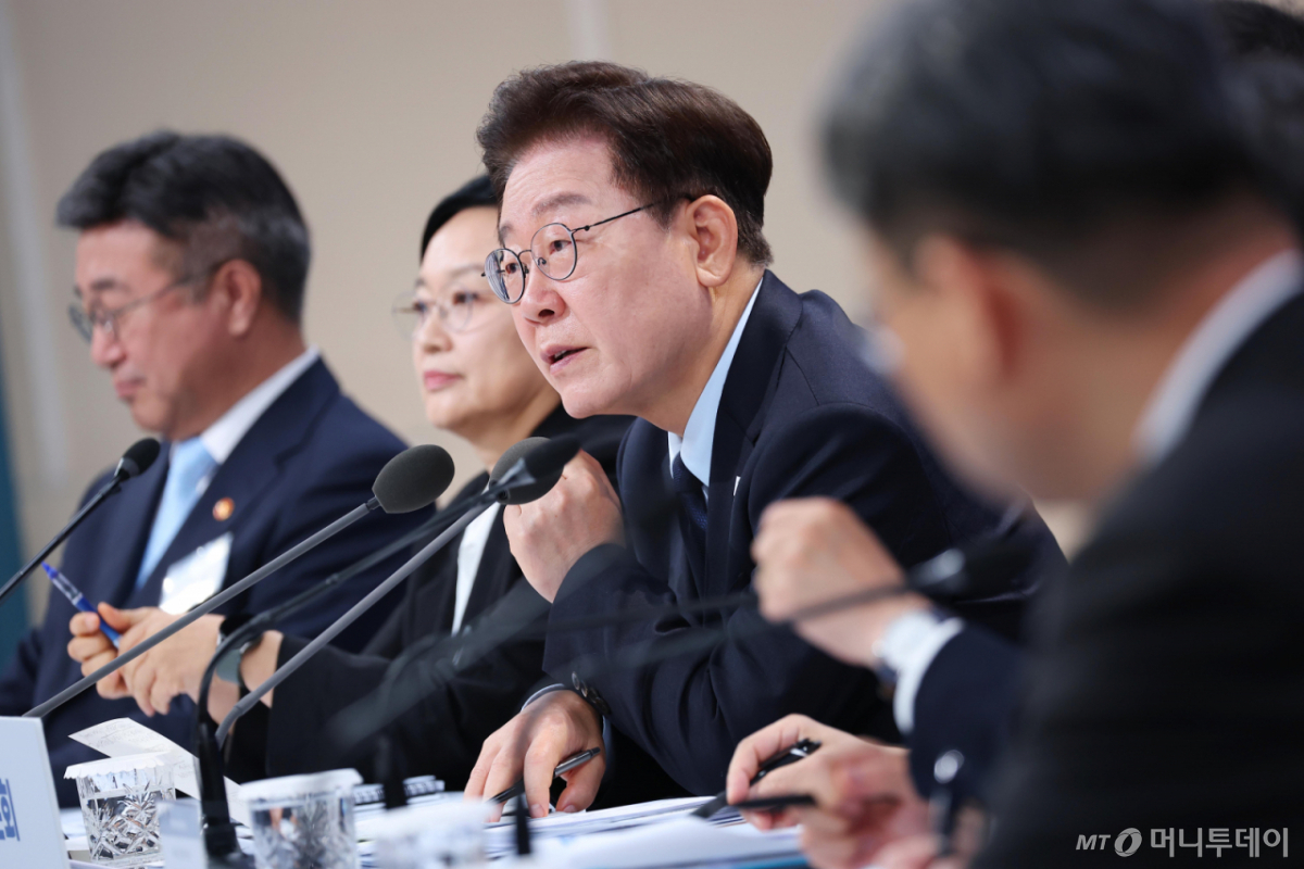 [서울=뉴시스] 김진아 기자 = 이재명 대통령이 23일 서울 여의도 KBS 별관에서 열린 부동산정책 국민 대토론회에서 발언을 하고 있다. (청와대통신사진기자단)  2026.07.23. bluesoda@newsis.com /사진=