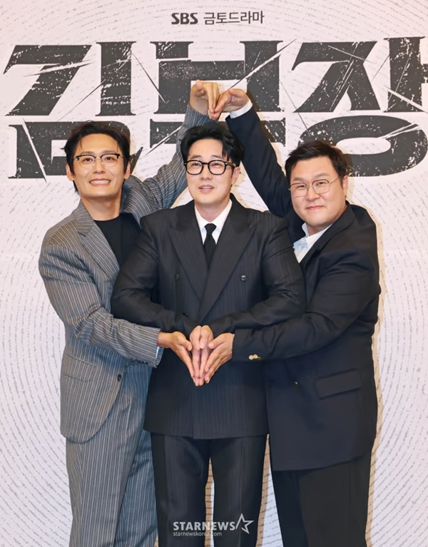 SBS 금토드라마 '김부장'의 최대훈(사진 맨 왼쪽부터 오른쪽으로), 소지섭, 윤경호./사진=스타뉴스 DB