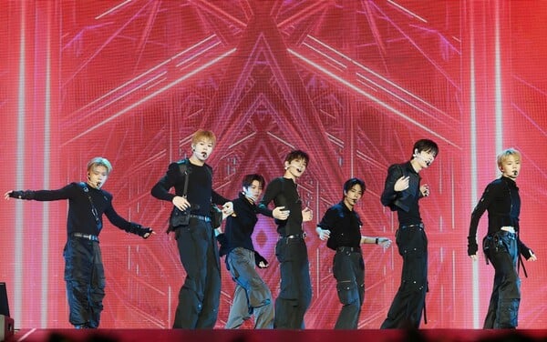 클로즈 유어 아이즈, 사진제공=AAA 조직위원회