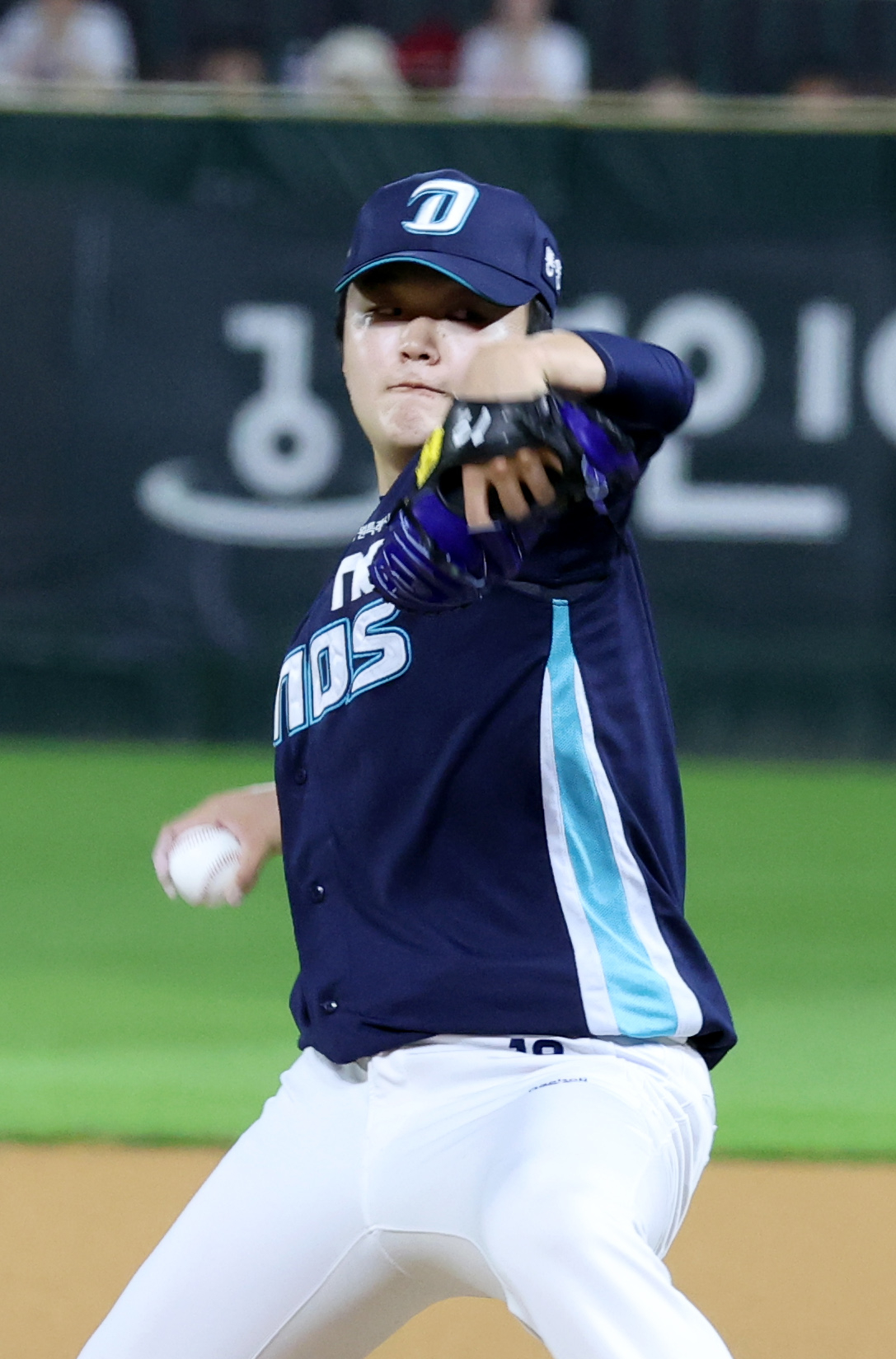 다이노스 임지민이 26일 인천SSG랜더스필드에서 열리는 2026KBO리그 SSG랜더스와 NC다이노스 경기 8회말 만루위기에서 안상현을 삼진으로 잡아내며 불을 끄고 있다. 2026.07.26. 다이노스 임지민이 26일 인천SSG랜더스필드에서 열리는 2026KBO리그 SSG랜더스와 NC다이노스 경기 8회말 만루위기에서 안상현을 삼진으로 잡아내며 불을 끄고 있다. 2026.07.26. /사진=강영조 cameratalks@