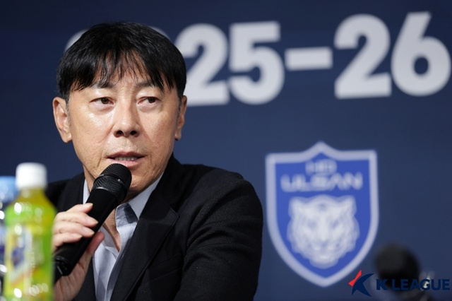 울산 HD 사령탑 시절 신태용 감독. /사진=한국프로축구연맹 제공