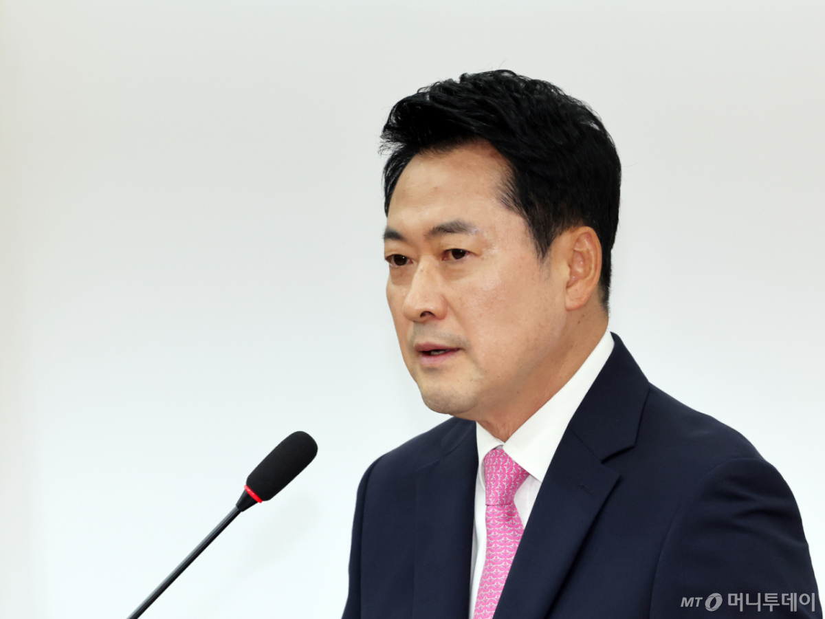 (서울=뉴스1) 황기선 기자 = 장동혁 국민의힘 대표가 27일 오후 서울 여의도 국회에서 중앙선거관리위원회 선거소청 심리 출석 관련 기자회견을 하고 있다. 2026.7.27/뉴스1 Copyright © 뉴스1. All rights reserved. 무단 전재 및 재배포, AI학습 이용 금지. /사진=(서울=뉴스1) 황기선 기자