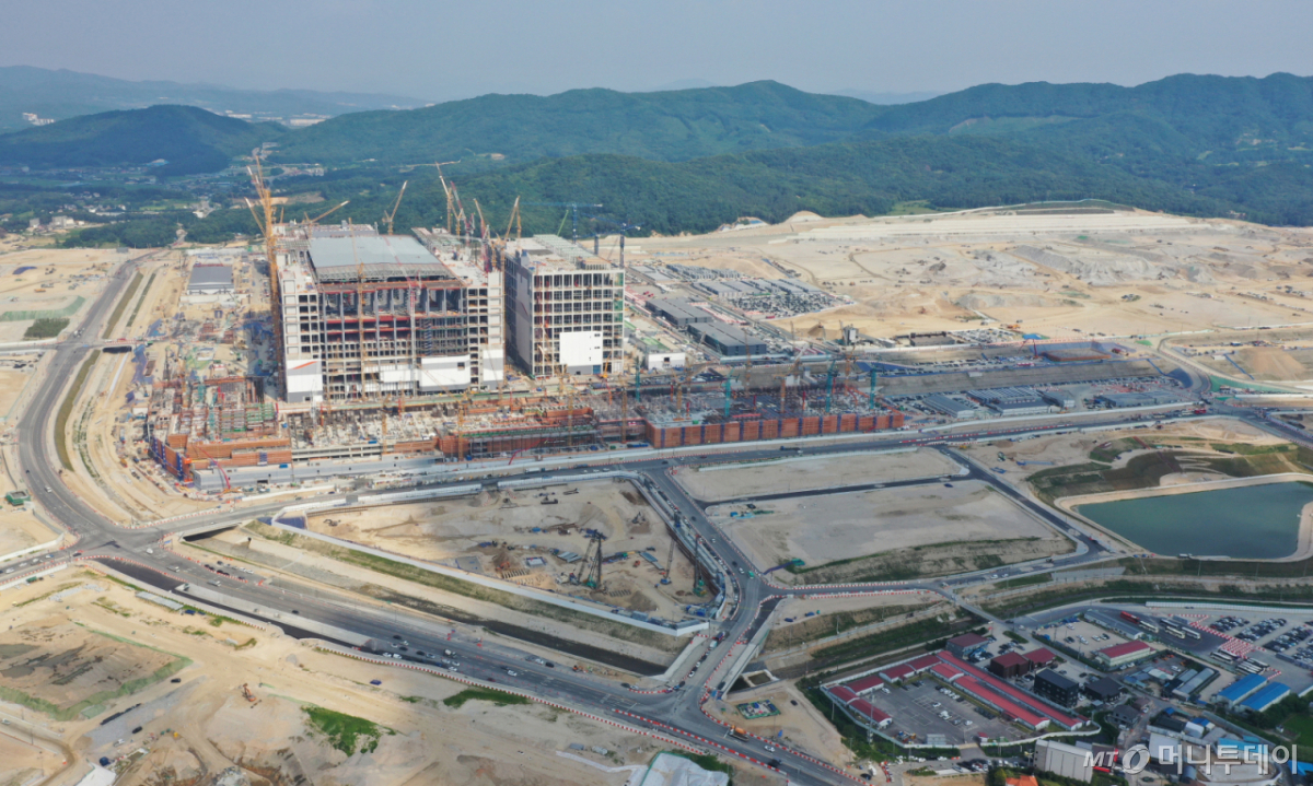 지난 6월 29일 경기 용인시 처인구 원삼면에 위치한 용인 반도체 클러스터 일반산업단지 공사현장의 모습. /사진=뉴스1
