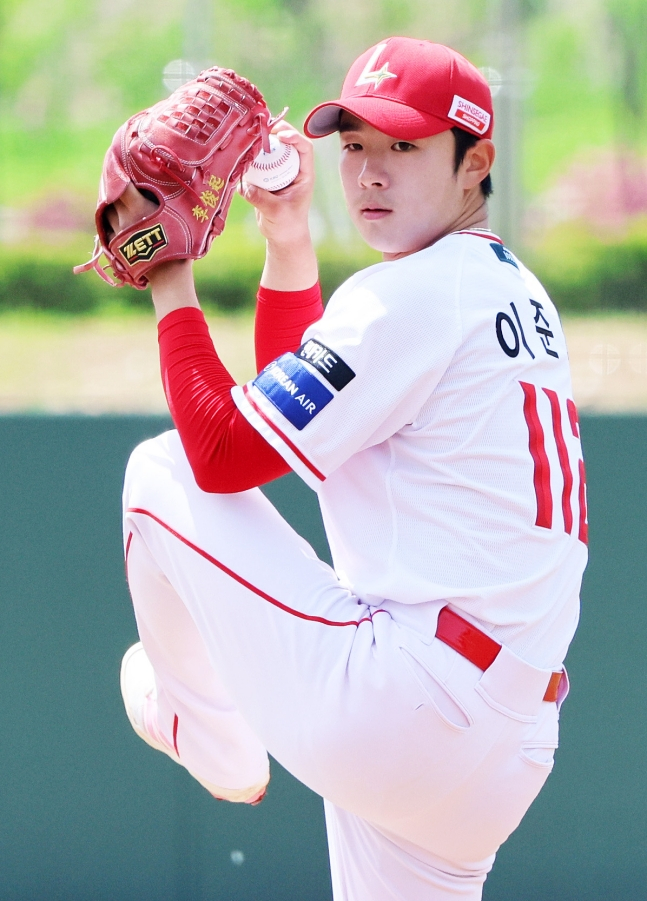 SSG 랜더스 이준. /사진=SSG 랜더스 제공