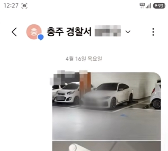  A씨는 당시 운전자가 몰았던 것으로 추정되는 차량을 직접 확인해 경찰에 신고했지만, 담당 수사관은 "이 차량이 해당 운전자 소유라는 증거가 없다. 가해자를 특정할 수 없다"고 했다. 수사관은 또 사건 한달 만에 운전자 인상착의를 물어보는 등 수사에 소극적이었다고 A씨는 주장했다./사진=JTBC '사건반장'