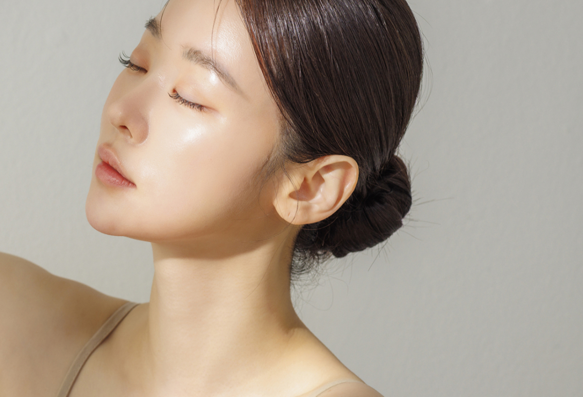 여름 페스티벌 메이크업에서 가장 중요한 것은 많은 제품을 사용하는 것보다 메이크업이 무너지지 않을 수 있는 환경을 만드는 것이다. 사진은 기사와 관련없는 참고 이미지 /사진=클립아트코리아