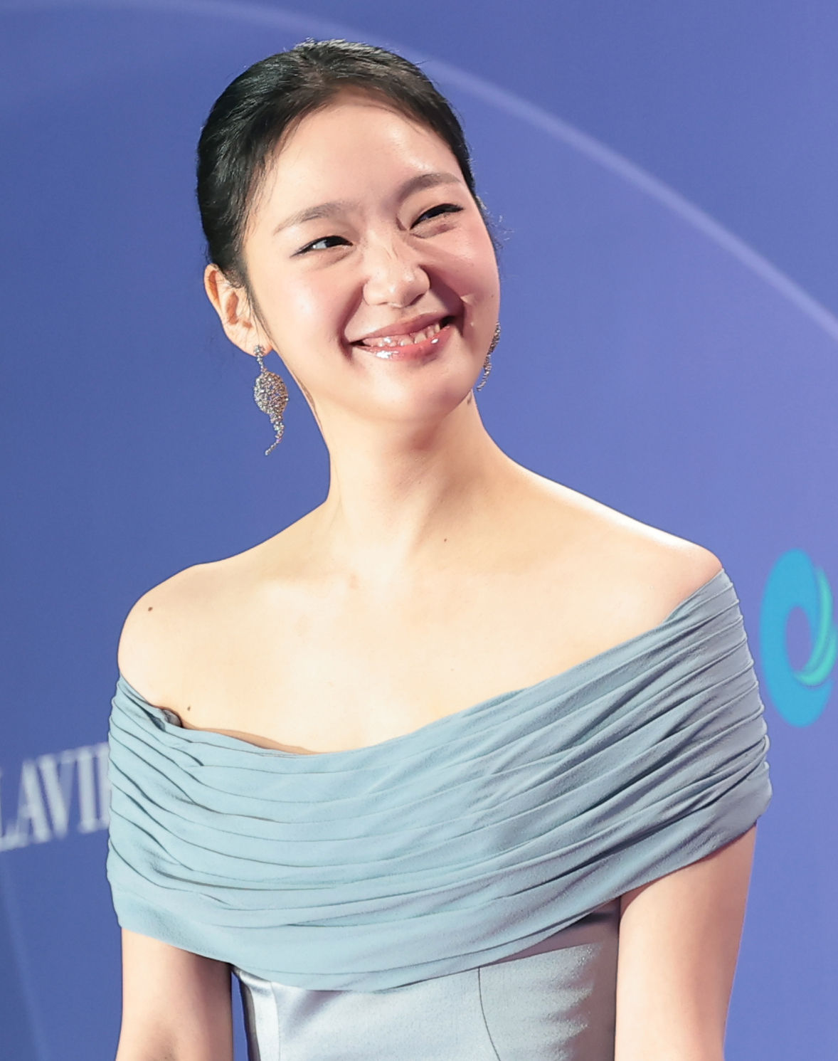김고은이 31일 인천 파라다이스시티에서 열린 제5회 청룡시리즈어워즈에서 대상을 수상했다. /사진=뉴스1