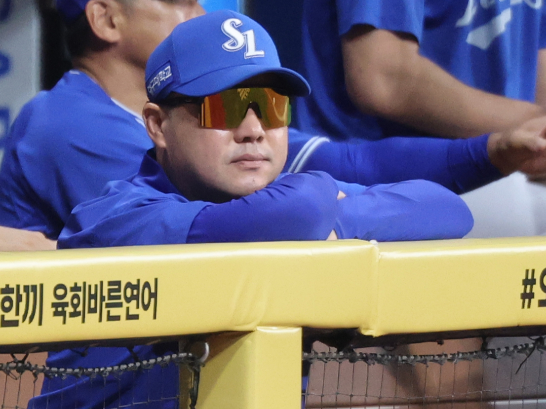 지난달 22일 서울 구로구 고척스카이돔에서 열린 '2026 신한은행 SOL KBO리그' 삼성 라이온즈와 키움 히어로즈의 경기에서 삼성 박진만 감독이 경기를 지켜보고 있다./사진=뉴스1