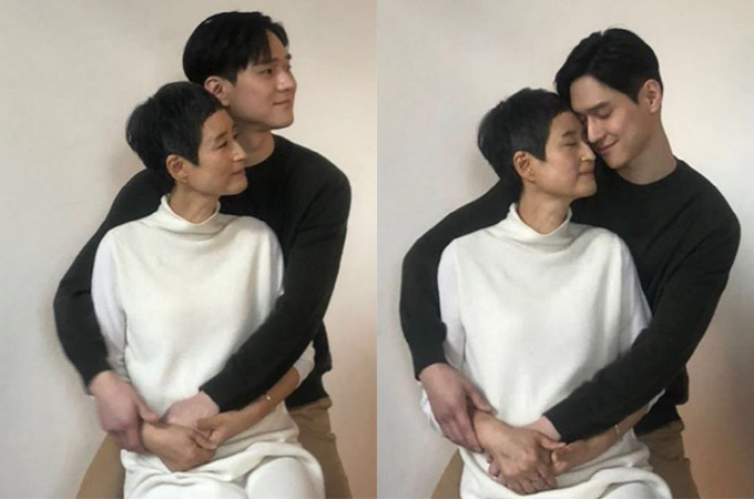 배우 고경표가 2020년 10월 돌아가신 어머니를 그리워하며 함께 찍은 사진을 공개했다. /사진=고경표 인스타그램