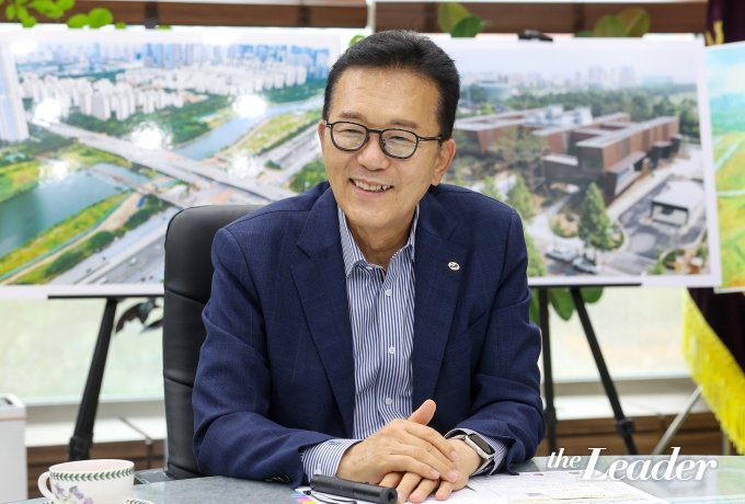 ▲지난 7월 20일 이재호 연수구청장이 인천 연수구청에서 머니투데이 <더리더>와 인터뷰를 진행했다./사진=김창현 머니투데이 기자