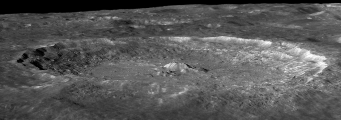 다누리 고해상도카메라로 촬영한 티코 충돌구(Tycho-Crater) 사진 /사진=한국항공우주연구원