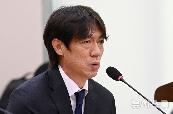 홍명보 전 한국 축구대표팀 감독. /사진=뉴시스