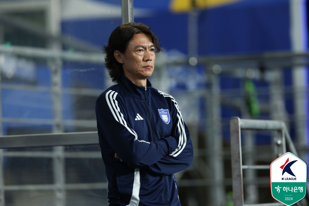 지난 2024시즌 울산 HD 시절 감독이던 홍명보 감독. /사진=한국프로축구연맹