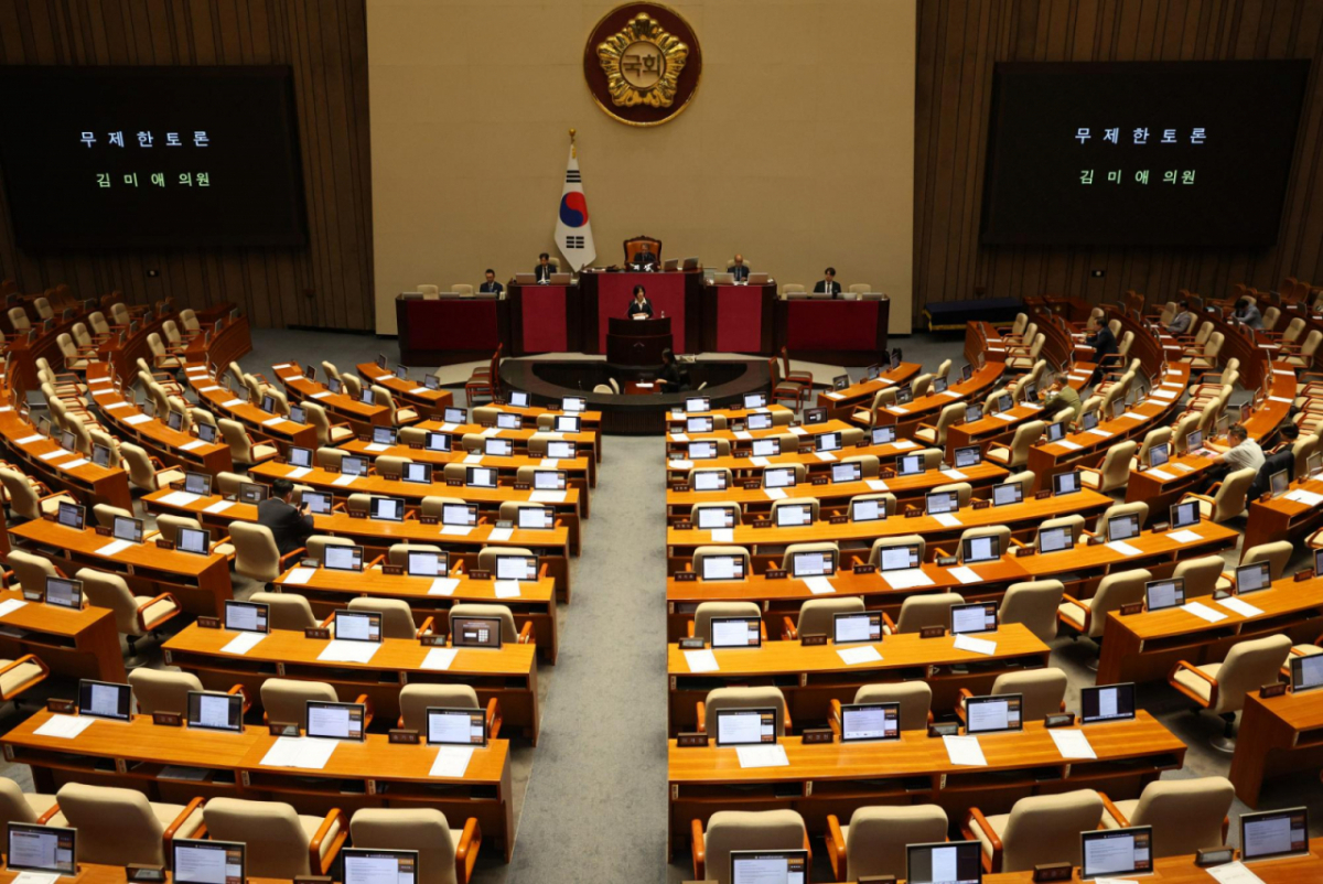 김미애 국민의힘 의원이 지난달 31일 서울 여의도 국회에서 열린 제437회 국회(임시회) 제3차 본회의에서 국회법 일부개정법률안에 대한 무제한 토론(필리버스터)을 하고 있다. /사진=뉴시스