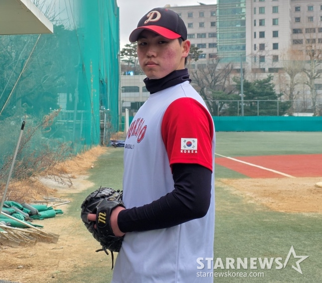덕수고 김대승이 올해 초 스타뉴스와 만나 포즈를 취했다. /사진=김동윤 기자