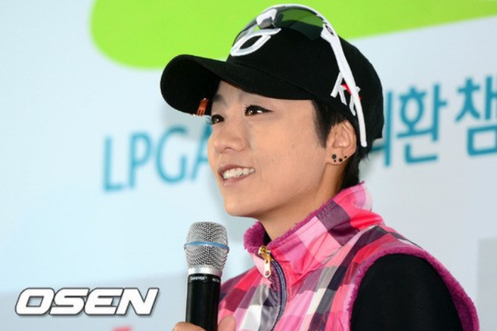 프로골퍼 김미현 가족이 운영하는 골프연습장이 연습장 내 일부 시설을 다른 업체에 무단으로 임대한 사실이 적발돼 고발당했다. /사진=OSEN