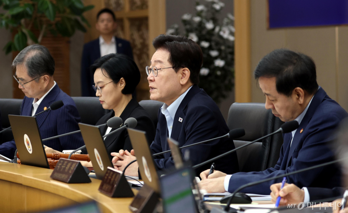 [세종=뉴시스] 조성봉 기자 = 이재명 대통령이 11일 정부세종청사에서 열린 국무회의에서 발언하고 있다. (청와대통신사진기자단) 2026.08.11. suncho21@newsis.com /사진=