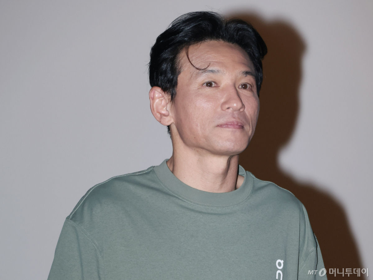 배우 황정민이 지난7월 29일 서울 CGV용산아이파크몰에서 진행된 영화 '호프' 무대인사에 참석한 모습./사진=이동훈 photoguy@