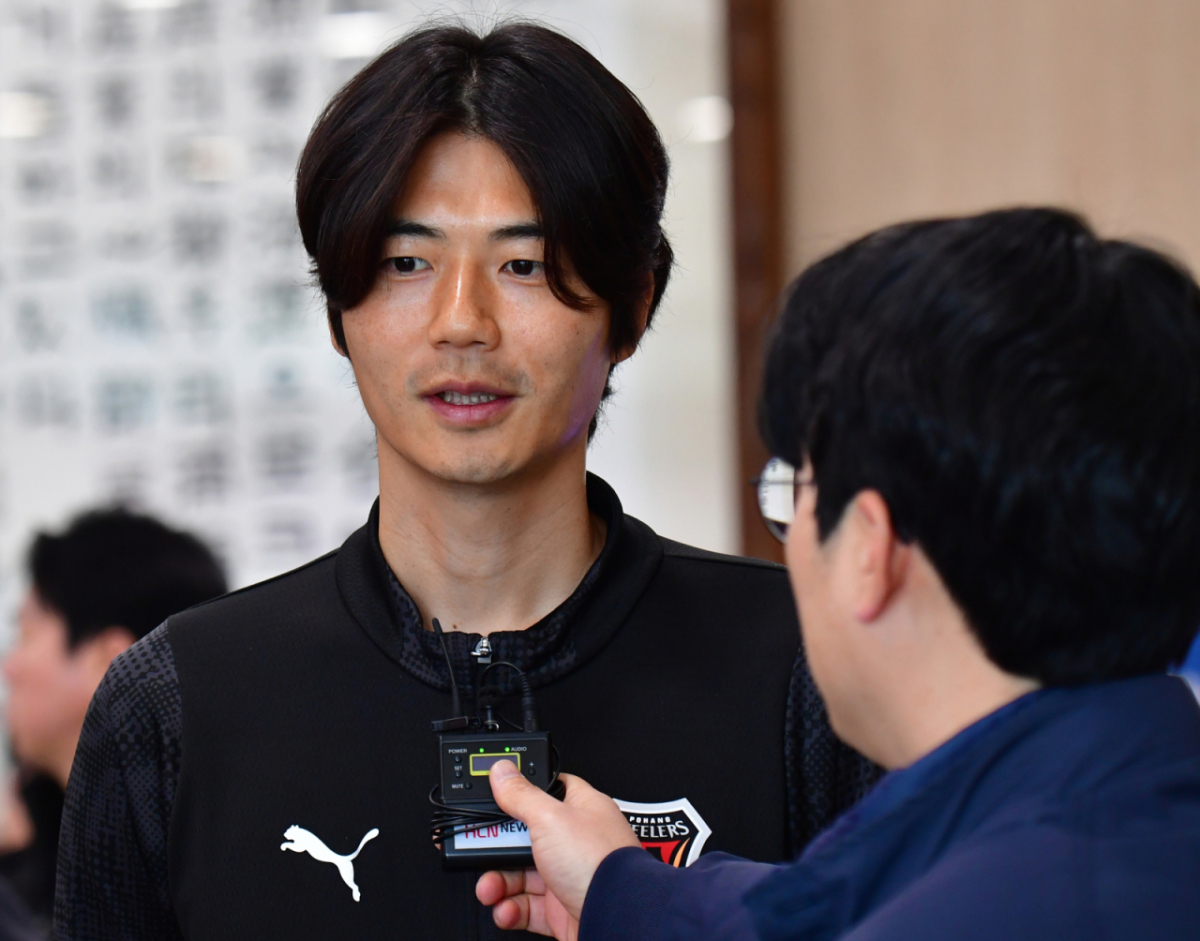 축구선수 기성용의 성폭력 의혹을 제기한 초등학교 후배 측 변호인이 기성용 측 변호인에게 1500만원을 배상하게 됐다. /사진=뉴스1