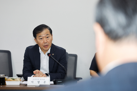 이형훈 보건복지부 제2차관이 13일 서울 T타워에서 열린 제2차 국립의학전문대학원 설립준비위원회에서 발언을 하고 있다. /사진=보건복지부