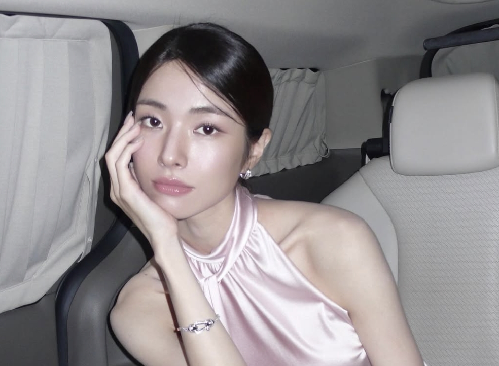 배우 하영의 증조부 안상호가 일제강점기 시절 이토 히로부미 추모준비위원회에서 활동했다는 사실이 밝혀졌다/사진=인스타그램 갈무리
