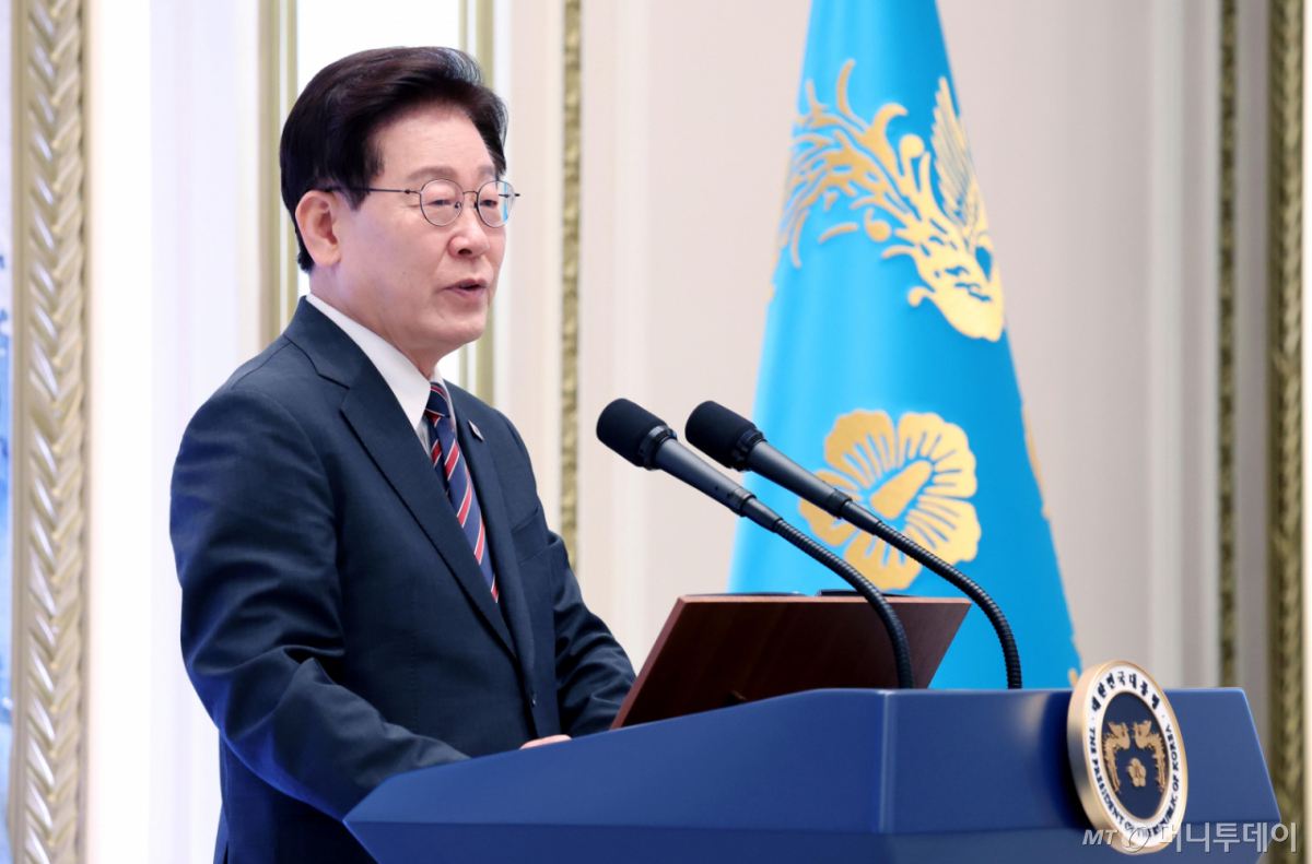 이재명 대통령이 13일 청와대 영빈관에서 열린 국가유공자 및 보훈 가족 초청 오찬 행사에서 발언하고 있다./사진=뉴시스.