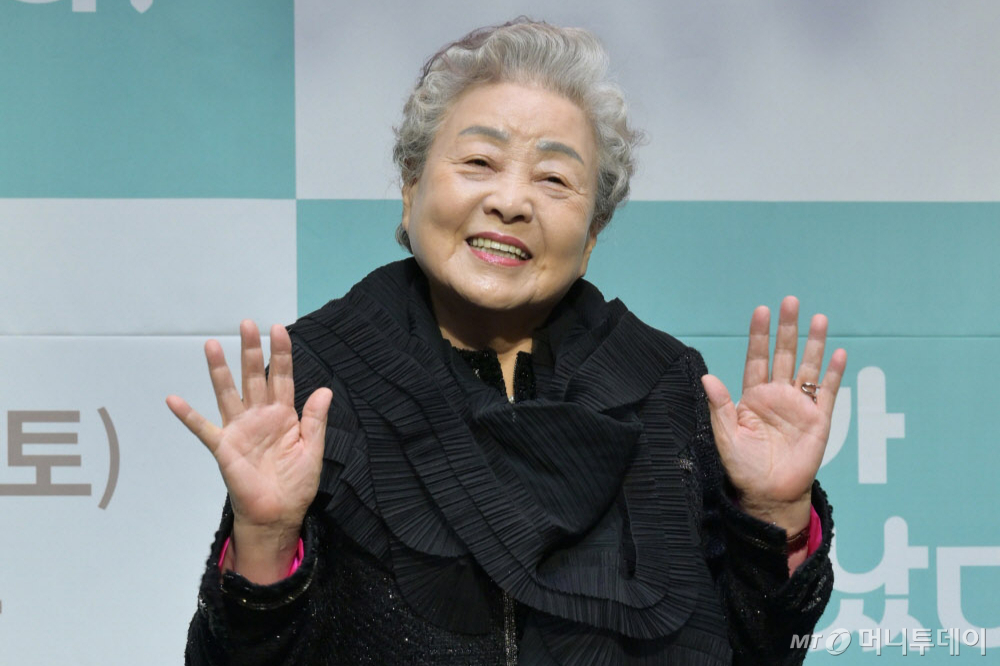 배우 강부자가 재계 인사들과의 친분 때문에 수십년간 자신을 따라다닌 이른바 '뚜쟁이' 루머에 대해 억울함을 토로했다. 사진은 배우 강부자. /사진=머니투데이 사진 DB
