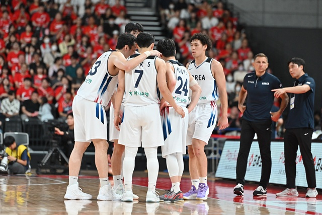 한국 남자농구 대표팀. /사진=Japan Basketball Association 제공
