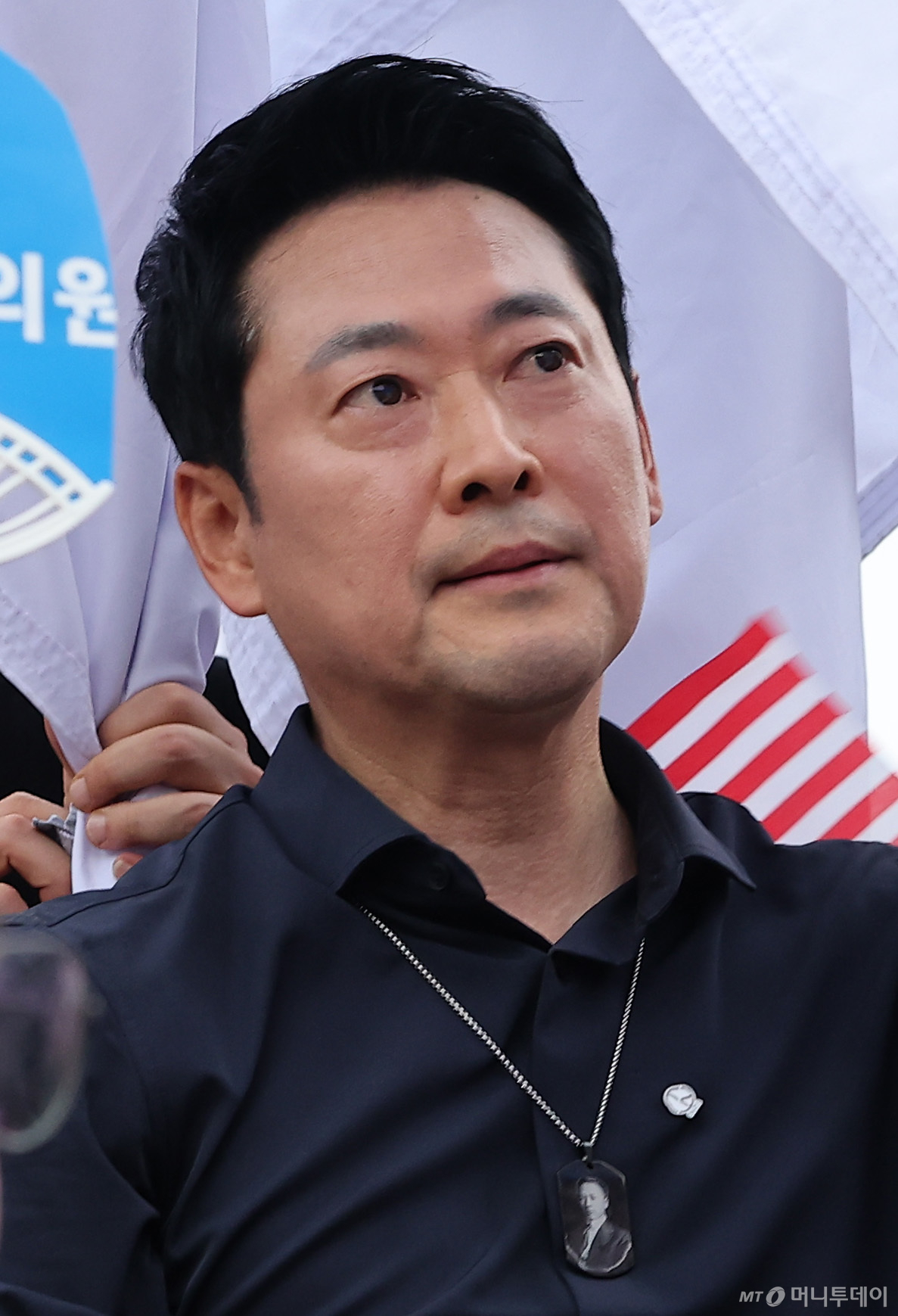 (서울=뉴스1) 김성진 기자 = 장동혁 국민의힘 대표가 광복절인 15일 서울 송파구 올림픽공원 핸드볼경기장에서 열린 투표 용지 부족 사태 관련 참정권 수호 집회에 참석해 있다. 2026.8.15/뉴스1 Copyright © 뉴스1. All rights reserved. 무단 전재 및 재배포, AI학습 이용 금지. /사진=(서울=뉴스1) 김성진 기자
