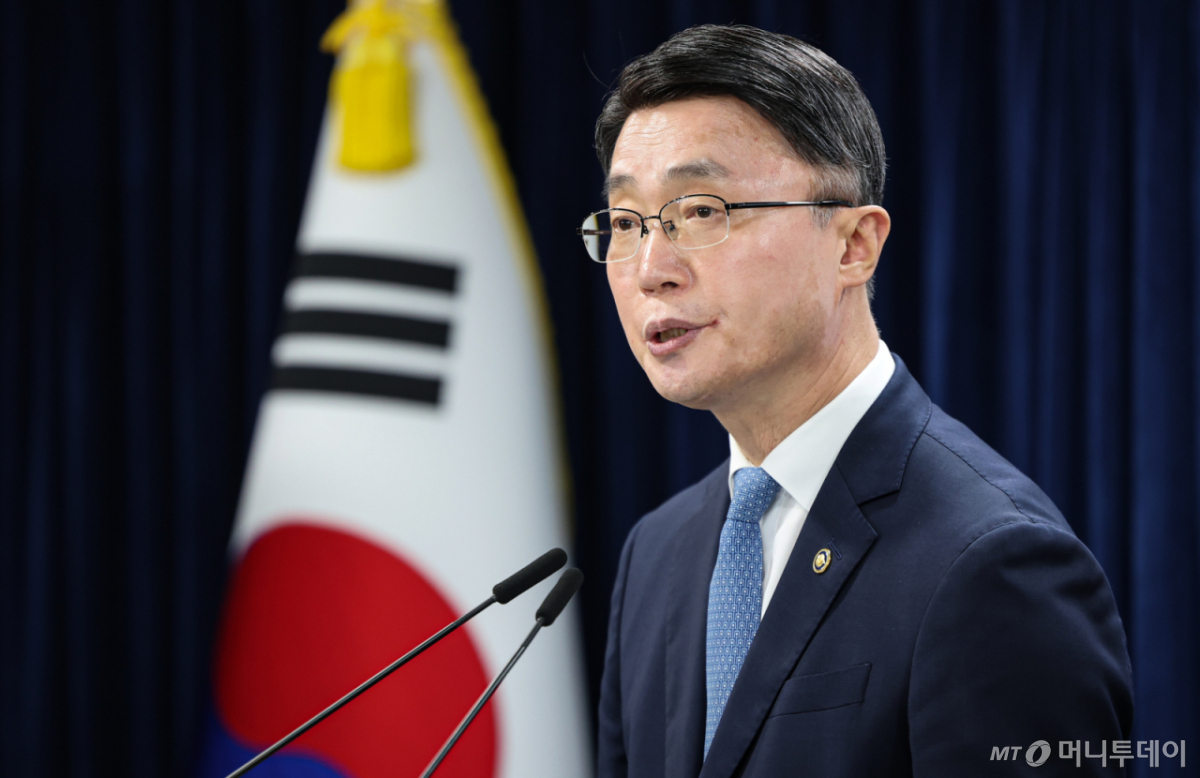 류제명 과학기술정보통신부 제2차관이 18일 서울 종로구 정부서울청사에서 독자 AI파운데이션모델 프로젝트 2차 단계평가 결과 브리핑을 하고 있다. 2026.8.18/사진=뉴스1 /사진=(서울=뉴스1) 김도우 기자