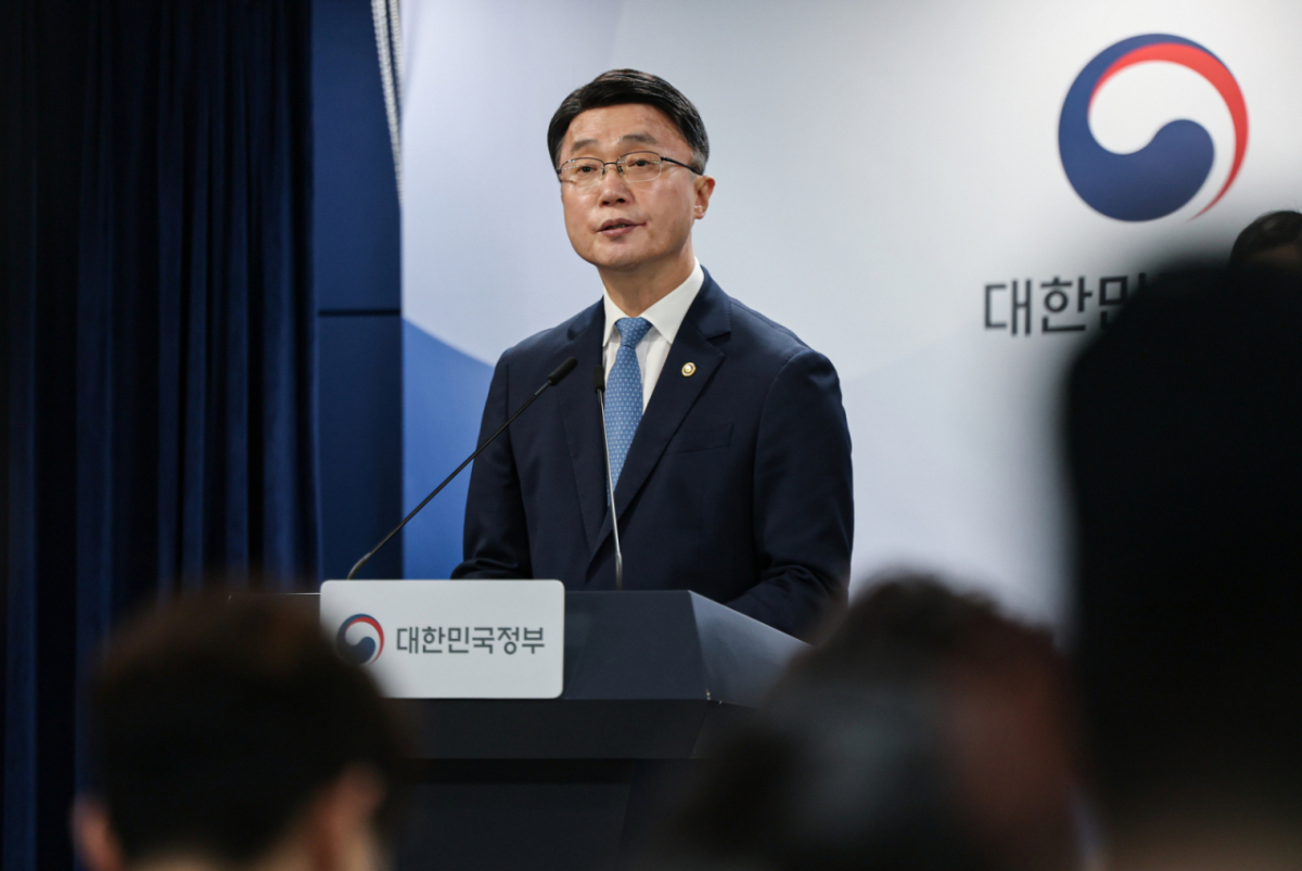 류제명 과학기술정보통신부 제2차관이 18일 서울 종로구 정부서울청사에서 독자 AI파운데이션모델 프로젝트 2차 단계평가 결과 브리핑을 하고 있다. /사진=뉴스1