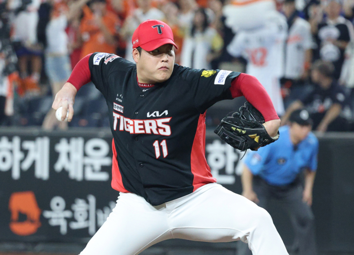 2026 신한 SOL KBO리그 한화 이글스 대 KIA 타이거즈 경기가 18일 대전한화생명볼파크에서 열렸다. KIA 조상우가 역투하고 있다. /사진=김진경 kim.jinkyung@