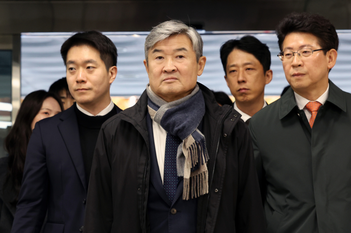 조태용 전 국가정보원장이 지난해 11월 오전 서울 서초구 서울중앙지방법원에서 열린 구속 전 피의자 심문(영장실질심사)에 출석하고 있다. /사진=뉴시스 /사진=조성우