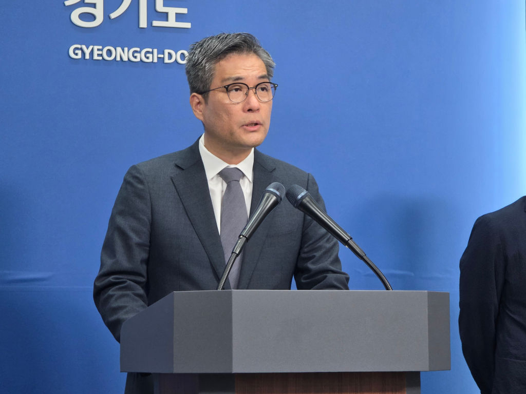 정두석 경기도 기획조정실장이 제2회 추경안에 대해 설명하고 있다./사진=이민호기자
