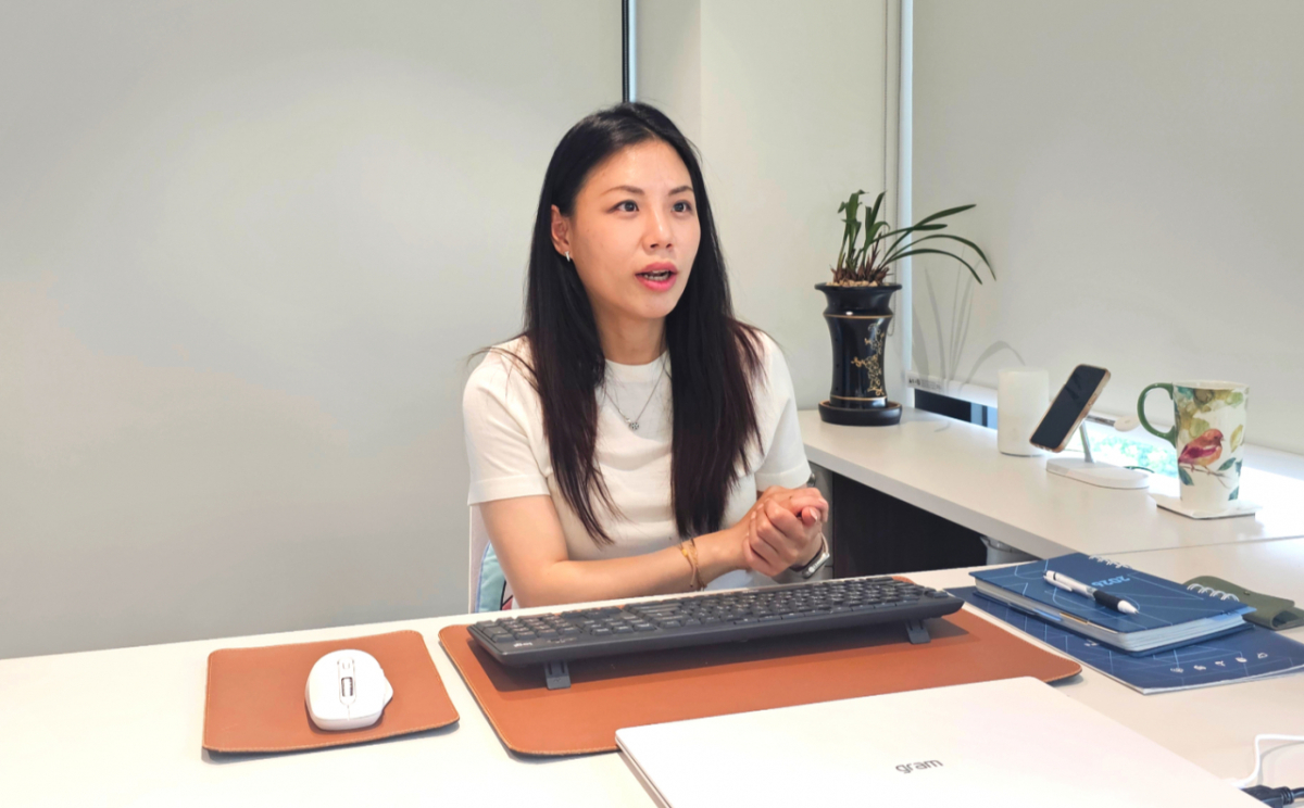 조경재 엠아이텍 상무(영업마케팅본부장)가 비혈관 스텐트에 대해 설명하고 있다./사진=엠아이텍