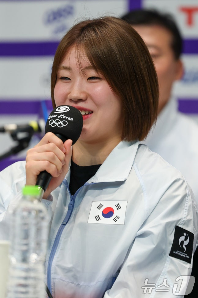 유도 국가대표 허미미가 20일 충북 진천선수촌에서 열린 2026 아이치·나고야하계아시아경기대회 D-30 미디어데이 대한민국선수단 기자회견에 참석해 각오를 밝히고 있다. /사진=뉴스1
