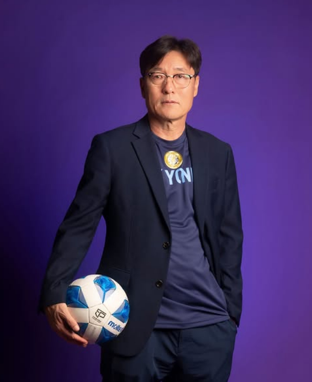 이임생 전 대한축구협회 이사의 나가월드FC 테크니컬 디렉터 부임 당시. /사진=나가월드FC 공식 사회관계망서비스(SNS)
