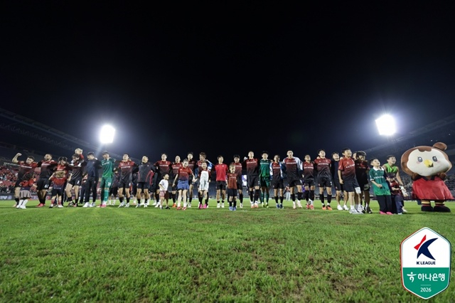 부천FC의 승리 세리머니. /사진=한국프로축구연맹 제공