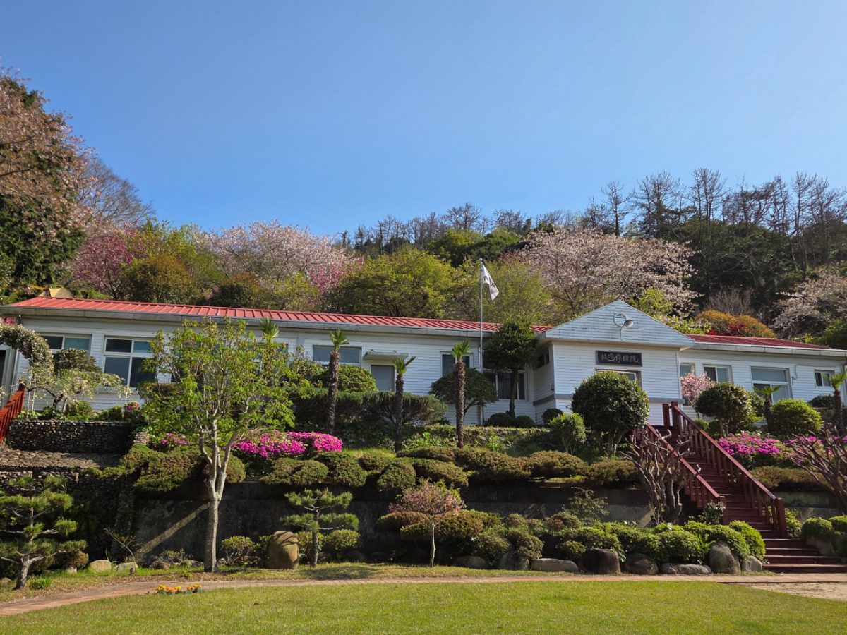 경남 통영시 한산면에 있는 재기중소기업개발원 죽도연수원 전경/사진=재기중소기업개발원
