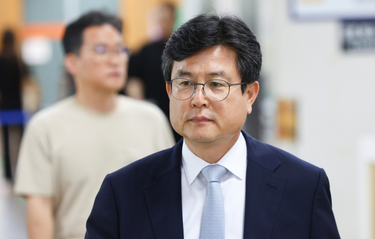 12·3 비상계엄 당시 사후 계엄 선포문을 작성한 혐의로 기소된 강의구 전 대통령실 부속실장이 5월28일 서울 서초구 서울중앙지방법원에서 열린 선고기일에 출석하고 있다./사진=뉴시스
